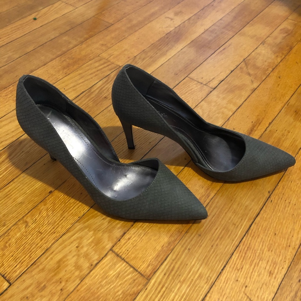 Calvin Klein Pumps